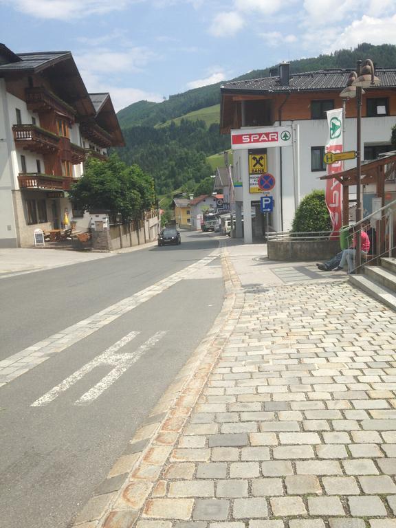Haus Julia Lägenhet Mühlbach am Hochkönig Exteriör bild